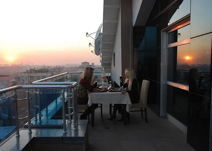 Hotel Grand Saatcioglu 4*